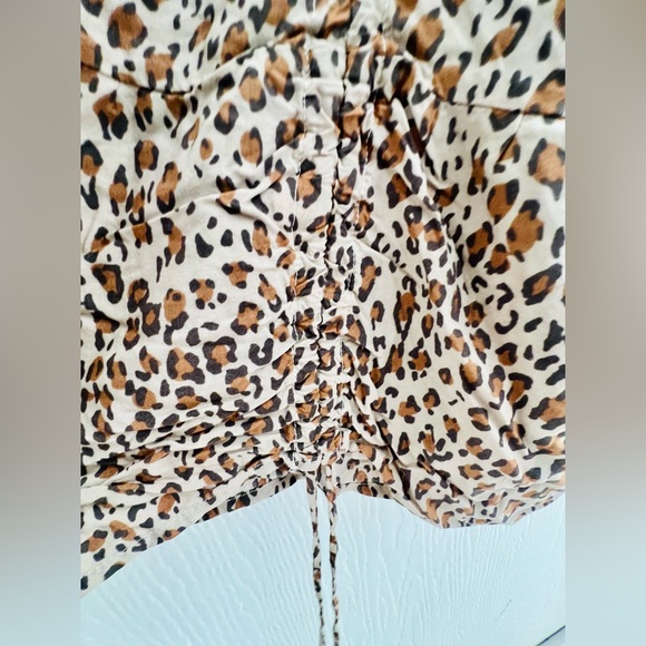 Leopard print maxi skirt. - Picture 3 of 3